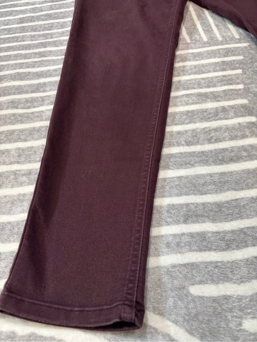 Democracy Jeans, Burgundy Wine, Skinny, “Ab”technology, Size 8, Fall, Autumn